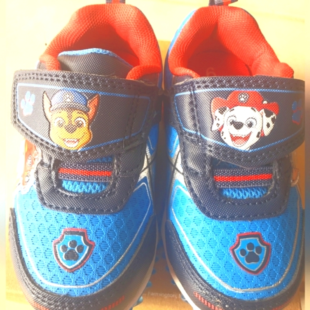 Light Out PAW PATROL Athletic Sneakers Shoes